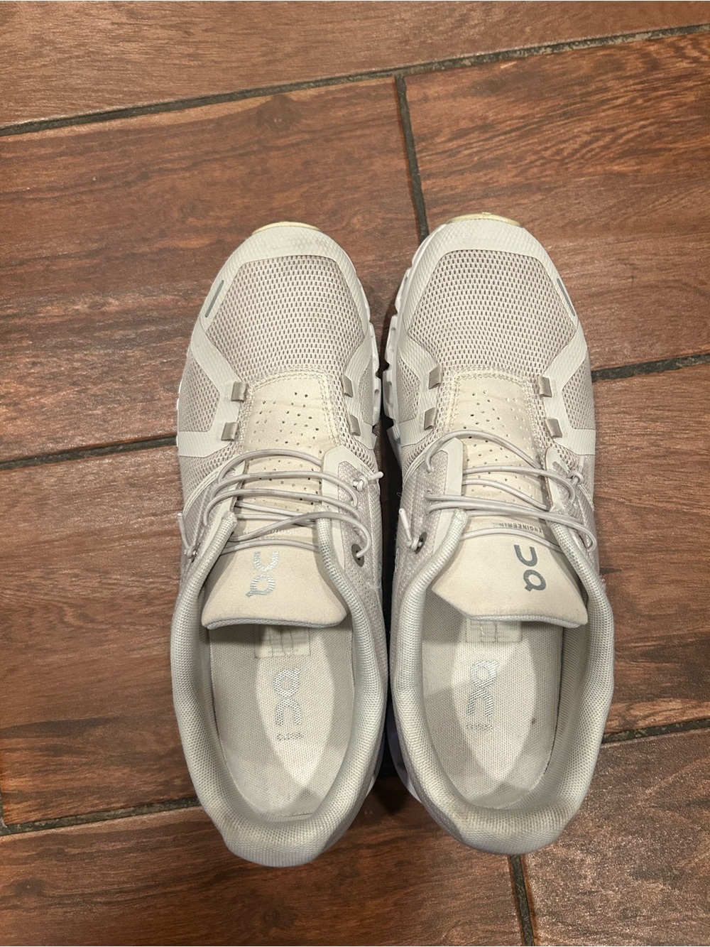 On cloud Running Women's Cloudsurfer Athletic Shoes in Light Beige - Picture 7 of 10